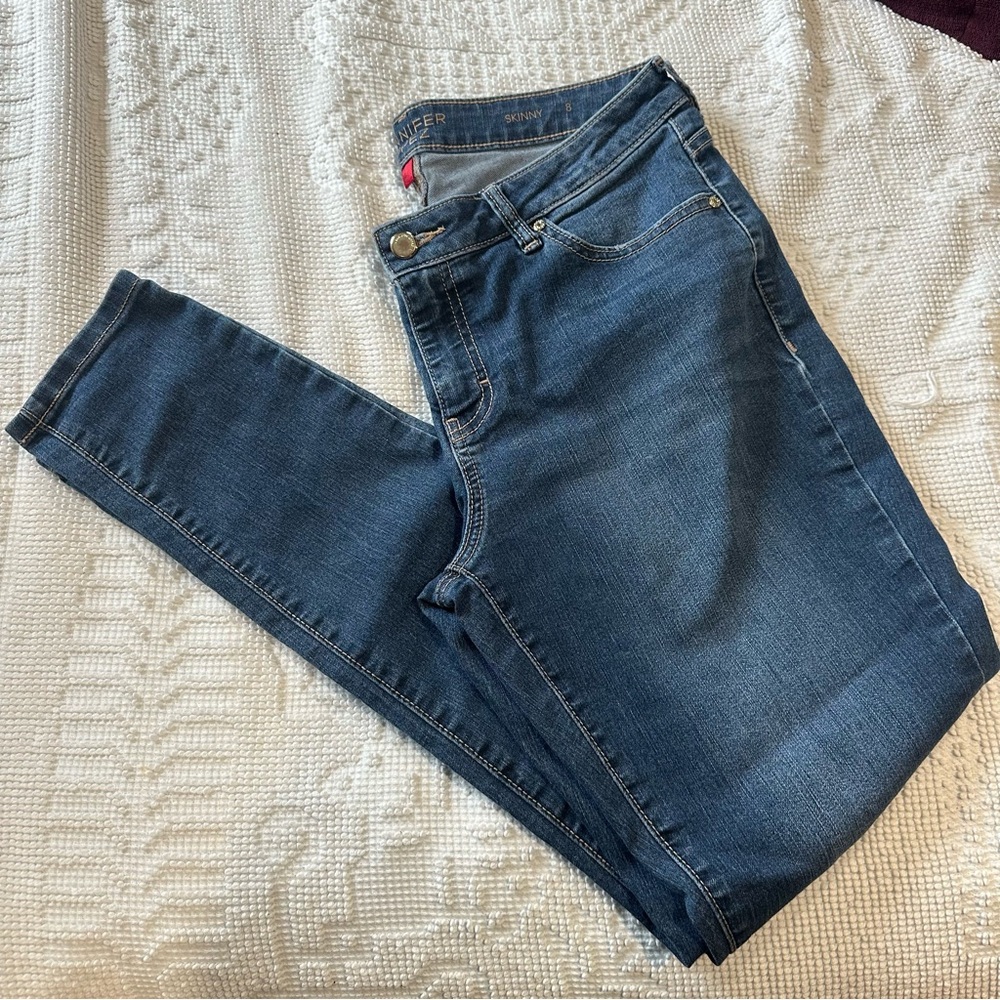 Jennifer Lopez Curvy Skinny Jeans